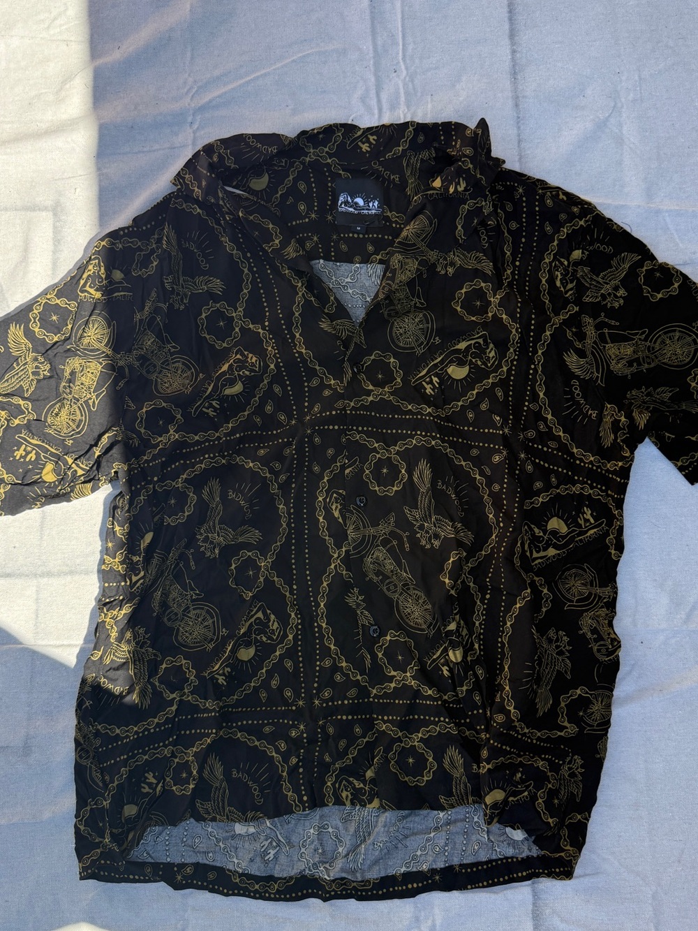 Badwood vintage Men's Black & Gold Patterned Short-Sleeve Shirt